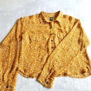 LEMON | Floral Button Down Crop Shirt